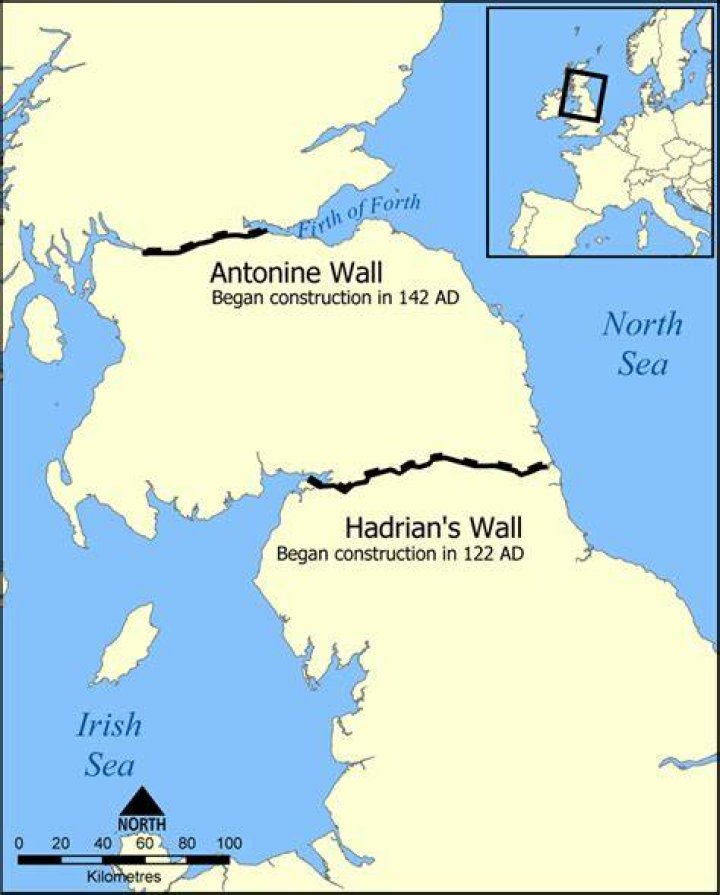 How tall was hadrian's wall when built?