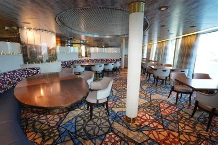 When was zuiderdam refurbished?